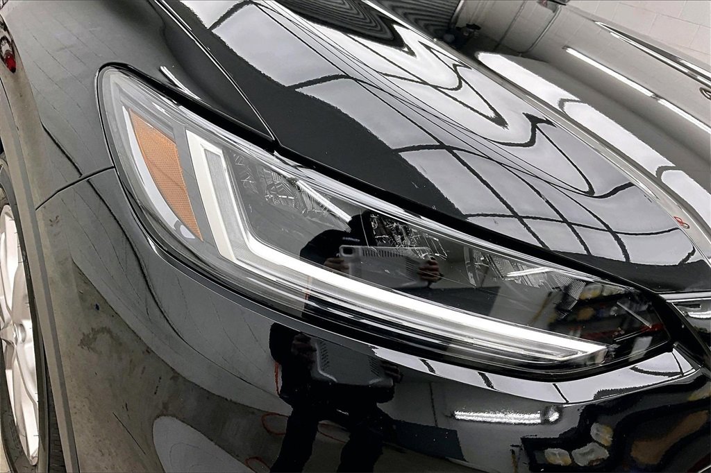 Used 2025 Honda HR-V LX image 29