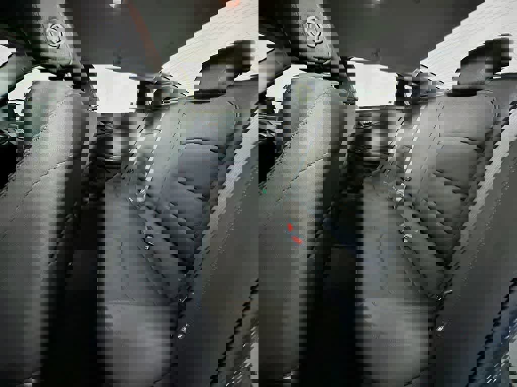 Used 2021 Chevrolet Malibu RS image 13