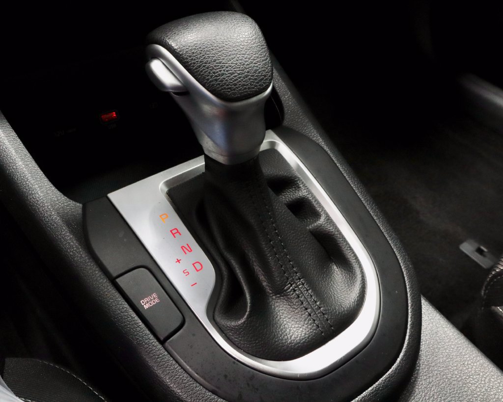 Used 2024 Kia Forte LXS FWD image 29