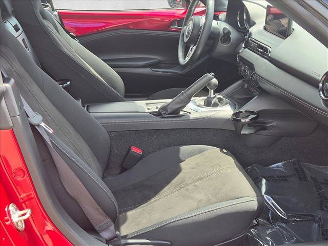 Used 2024 MAZDA MX-5 Miata Club RWD image 19