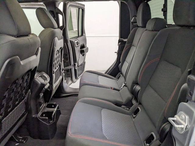 Used 2021 Jeep Gladiator Rubicon AWD/4WD image 17