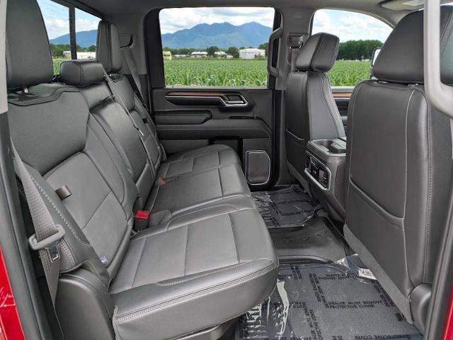 Used 2024 GMC Sierra 3500 Denali w/ Denali Reserve Package AWD/4WD image 23
