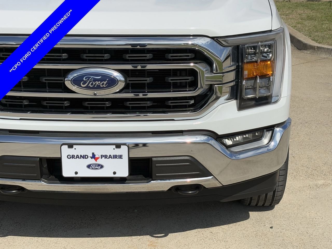 Certified 2022 Ford F150 XLT w/ Equipment Group 302A High image 11