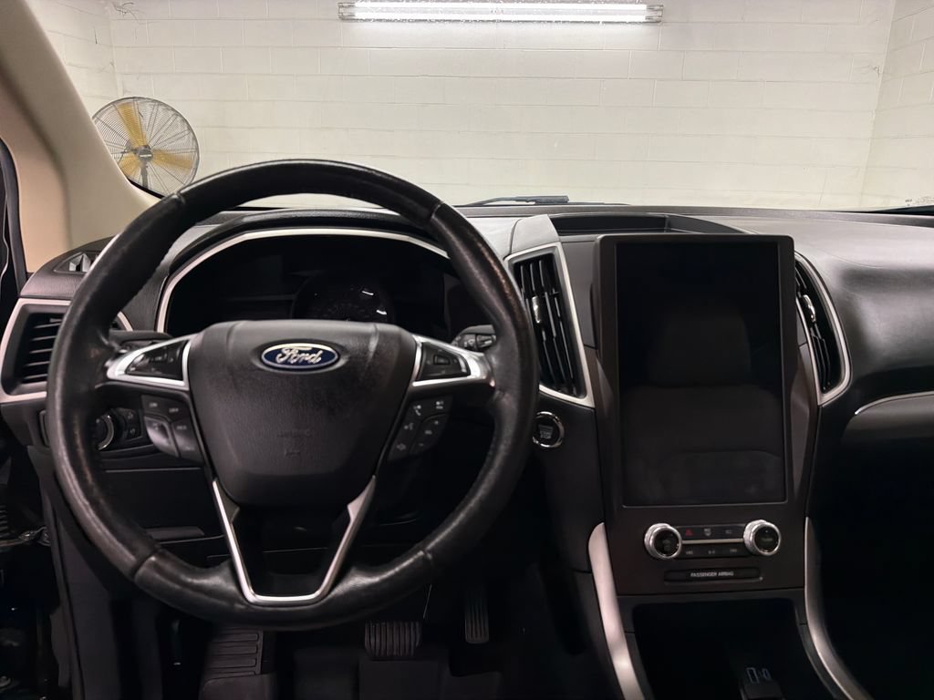 Certified 2021 Ford Edge SEL w/ Convenience Package AWD/4WD image 9