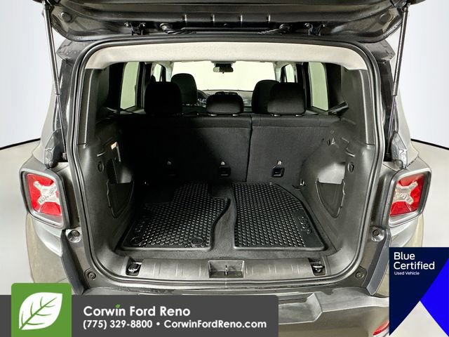 Used 2023 Jeep Renegade Latitude image 28