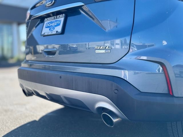 Certified 2019 Ford Edge SEL w/ Equipment Group 201A AWD/4WD image 17