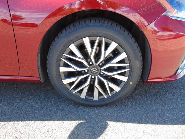 Used 2025 Nissan Altima 2.5 SV FWD image 27