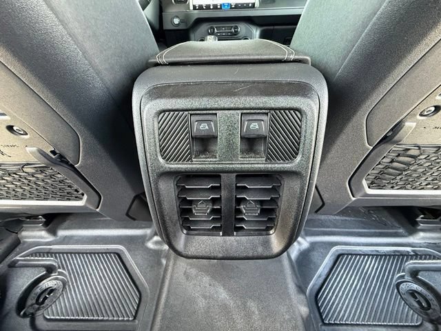 Certified 2025 Ford Bronco Badlands AWD/4WD image 19