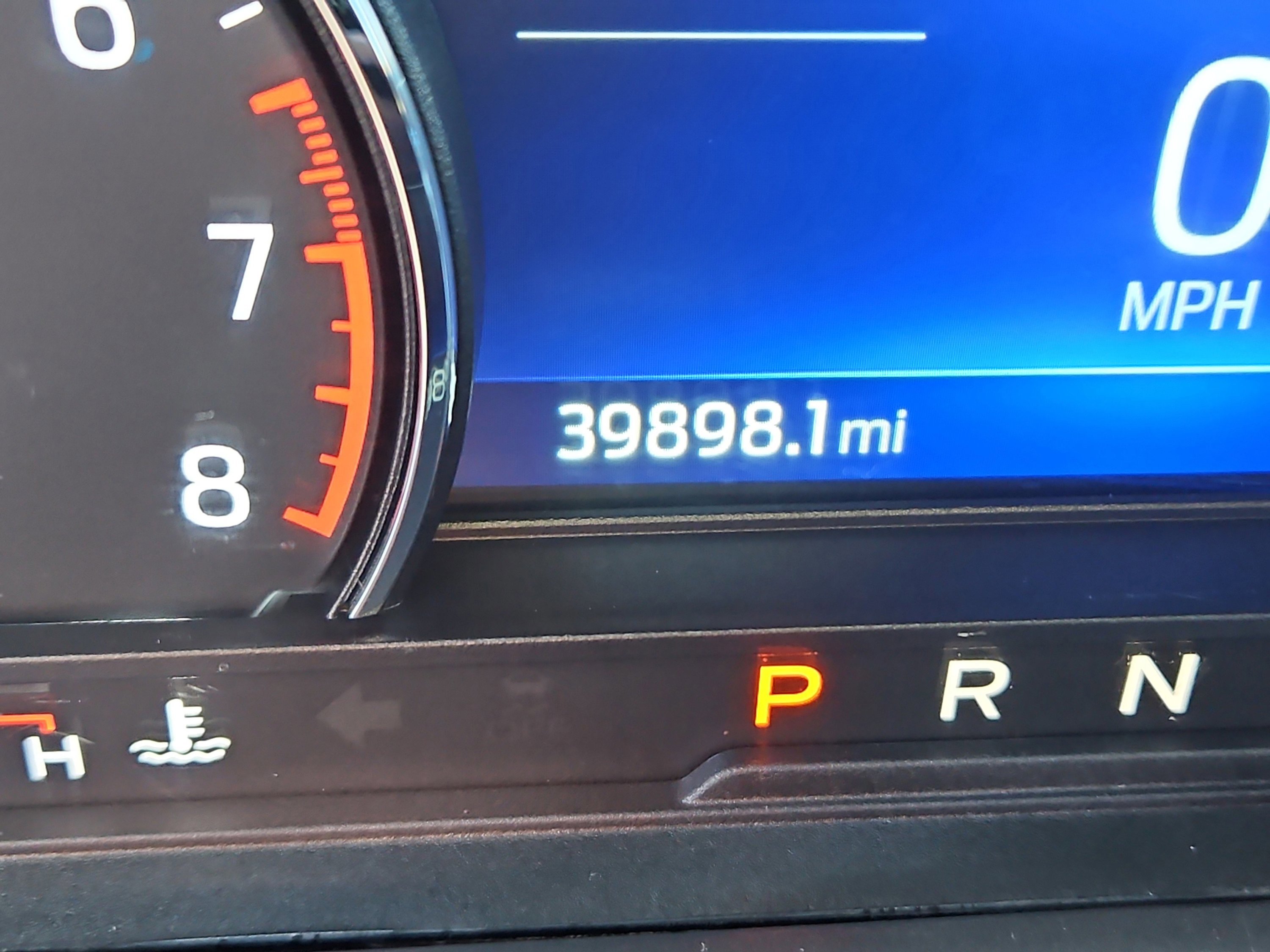 Certified 2022 Ford Explorer XLT w/ Equipment Group 202A image 10