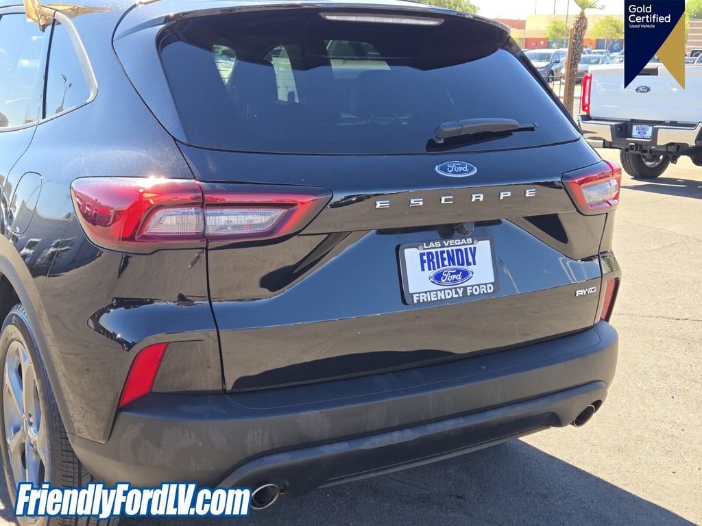 Certified 2025 Ford Escape ST-Line AWD/4WD image 5