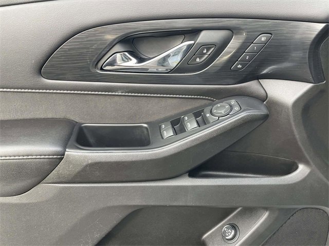 Used 2021 Chevrolet Traverse High Country image 18