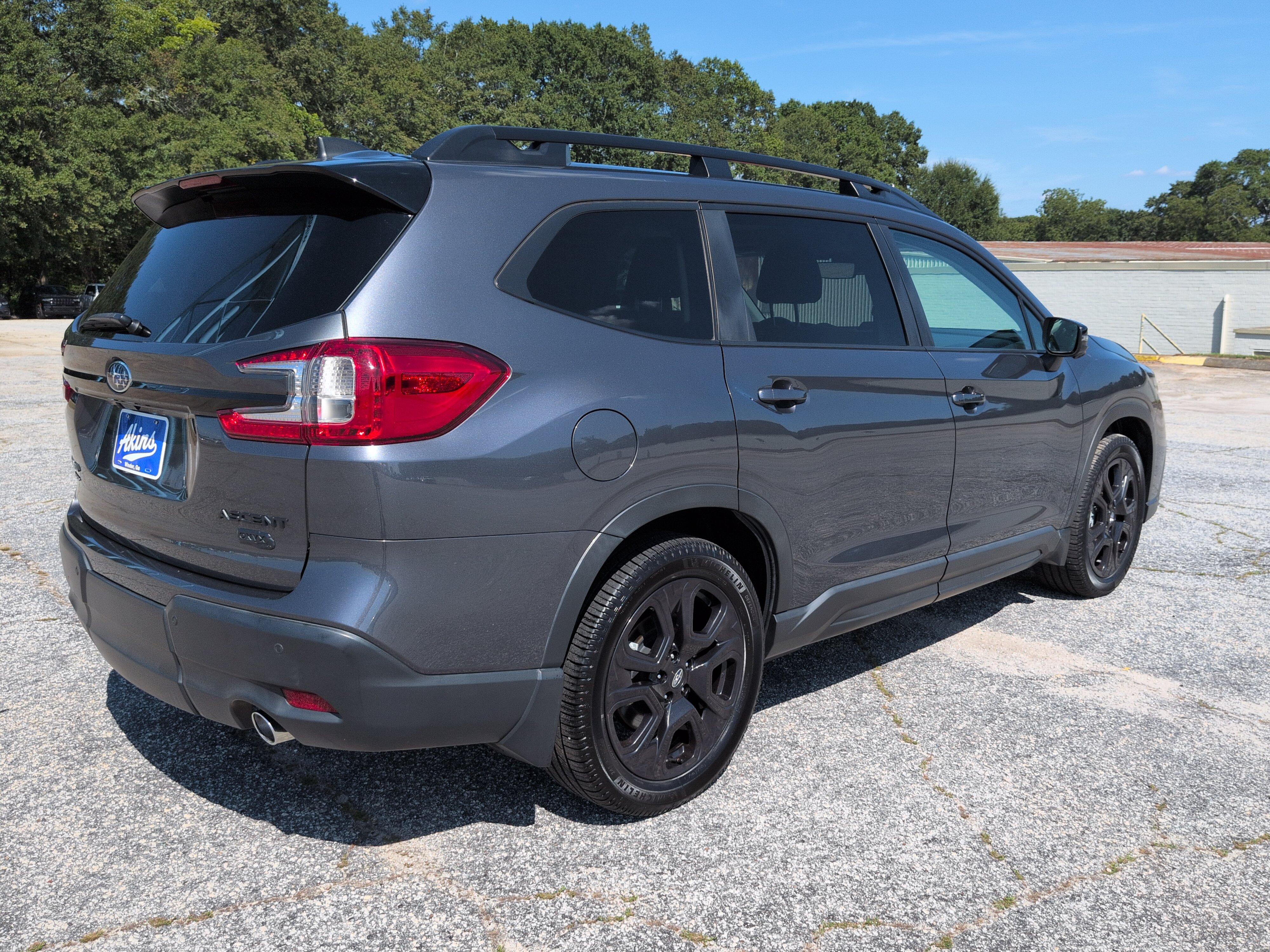 Used 2023 Subaru Ascent Onyx Edition Limited AWD/4WD image 3