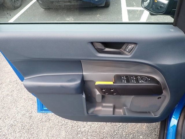 Certified 2025 Ford Maverick Tremor AWD/4WD image 22