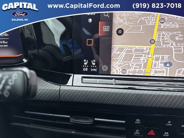 Used 2024 Volkswagen Golf R image 23