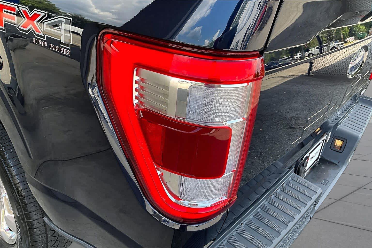 Certified 2023 Ford F150 Lariat w/ Equipment Group 502A High AWD/4WD image 27