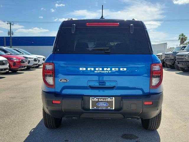 Certified 2025 Ford Bronco Sport Outer Banks w/ Outer Banks Tech Package+ AWD/4WD image 3