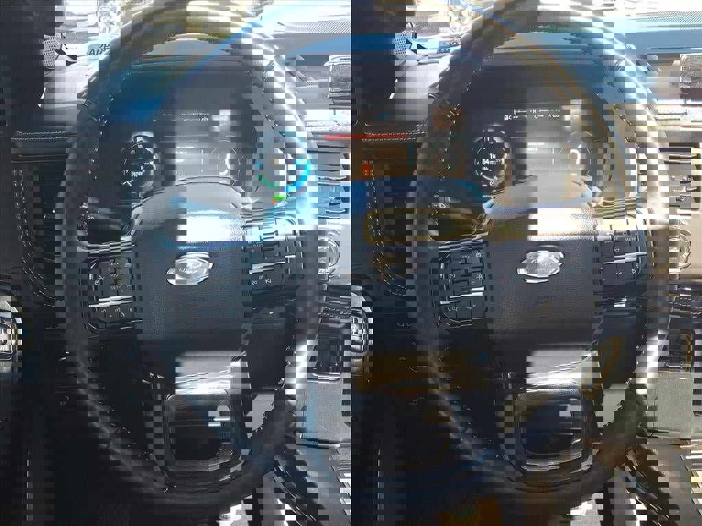 Certified 2023 Ford F150 Lightning Platinum image 20