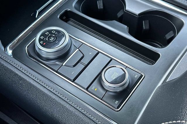 Certified 2024 Ford Expedition Max XLT image 21