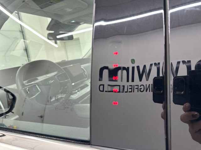 Certified 2025 Ford Expedition Active image 30