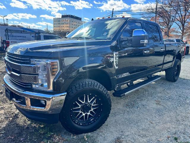 Certified 2019 Ford F350 Lariat w/ Chrome Package image 4