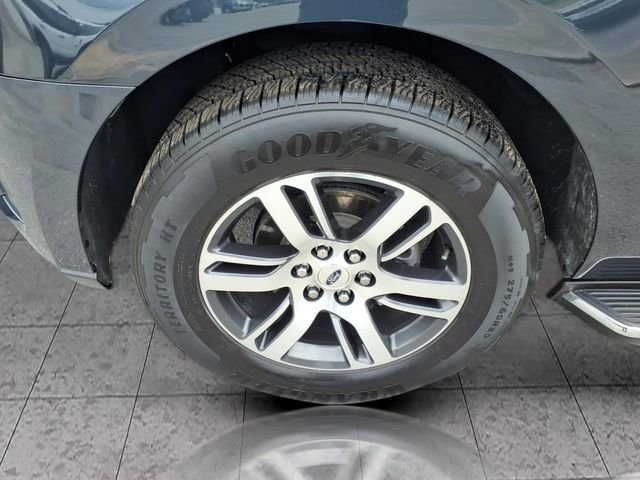 Certified 2023 Ford Expedition XLT RWD image 6