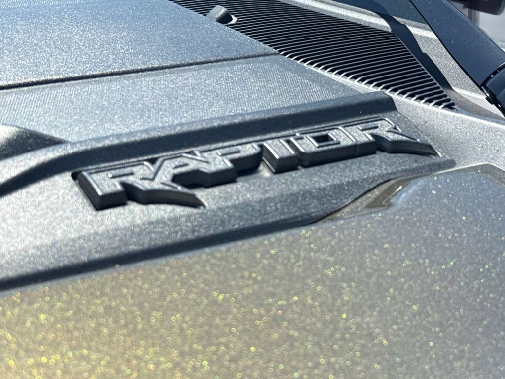Certified 2025 Ford Bronco Raptor w/ Interior Carbon Fiber Pack AWD/4WD image 9