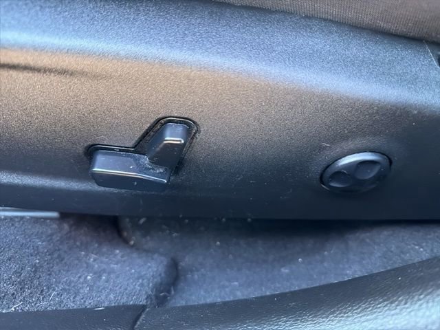 Used 2020 Dodge Charger SXT w/ Blacktop Package image 13