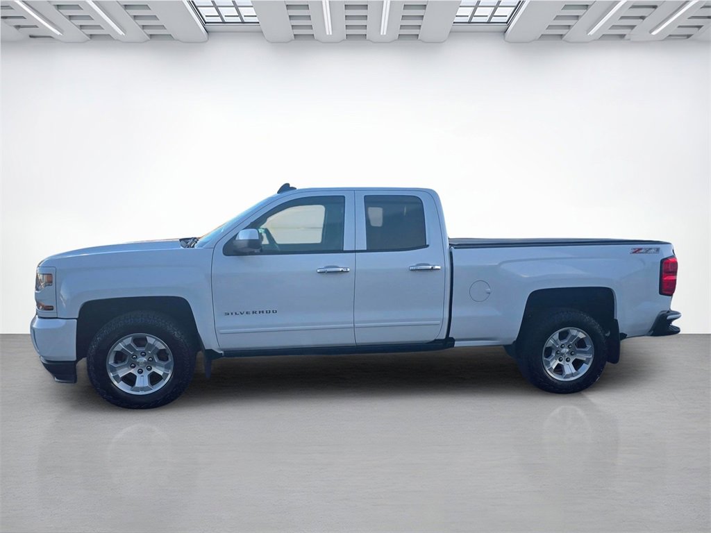Used 2017 Chevrolet Silverado 1500 LT w/ All Star Edition image 4