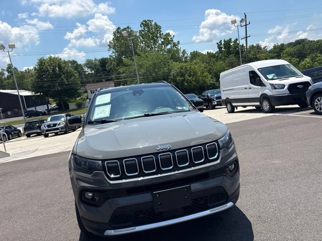 Used 2022 Jeep Compass Limited AWD/4WD image 11