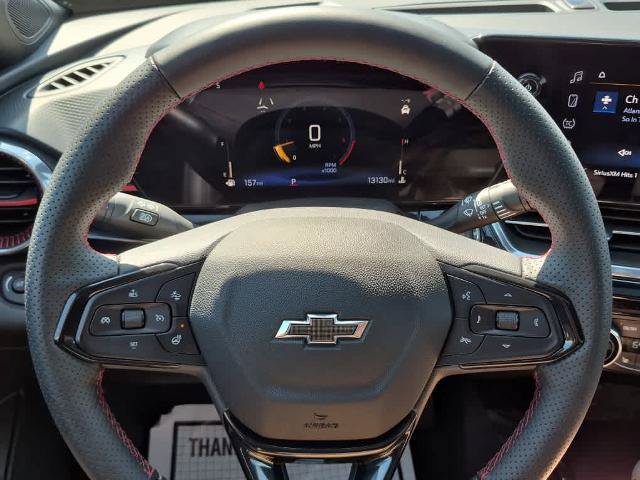 Used 2024 Chevrolet Trax RS w/ Sunroof Package FWD image 17