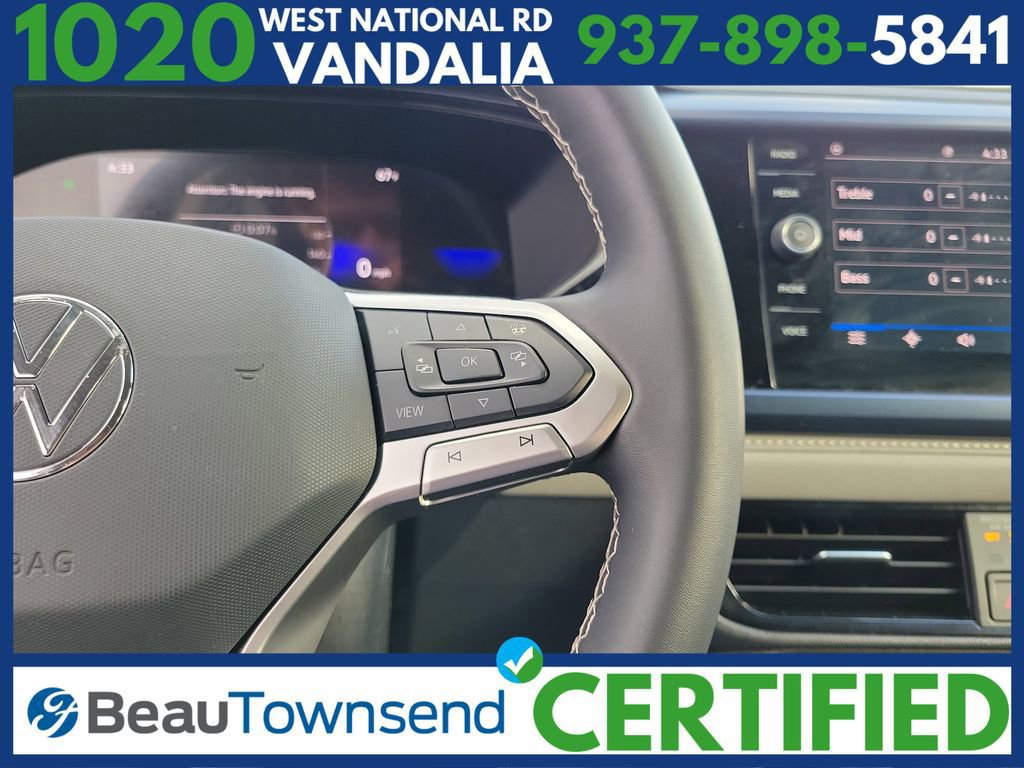 Used 2024 Volkswagen Taos SE image 24