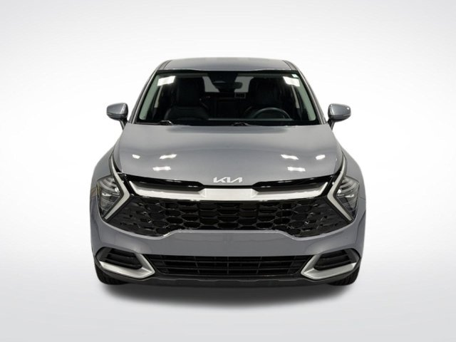 Used 2024 Kia Sportage EX FWD image 3
