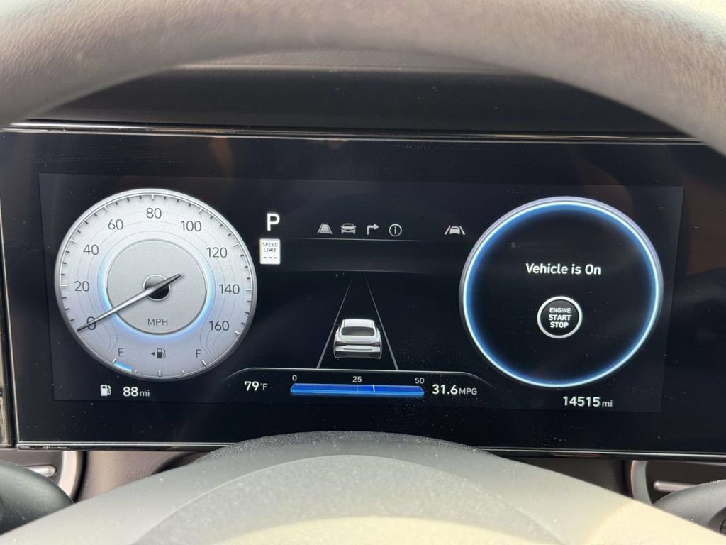 Used 2024 Hyundai Elantra SEL FWD image 14