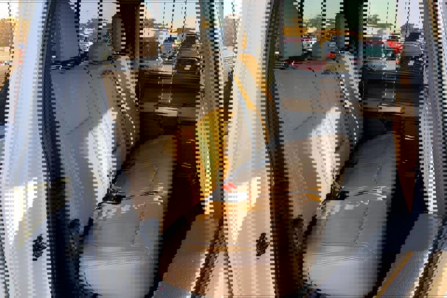 Certified 2022 Ford F250 Lariat w/ Lariat Ultimate Package image 18