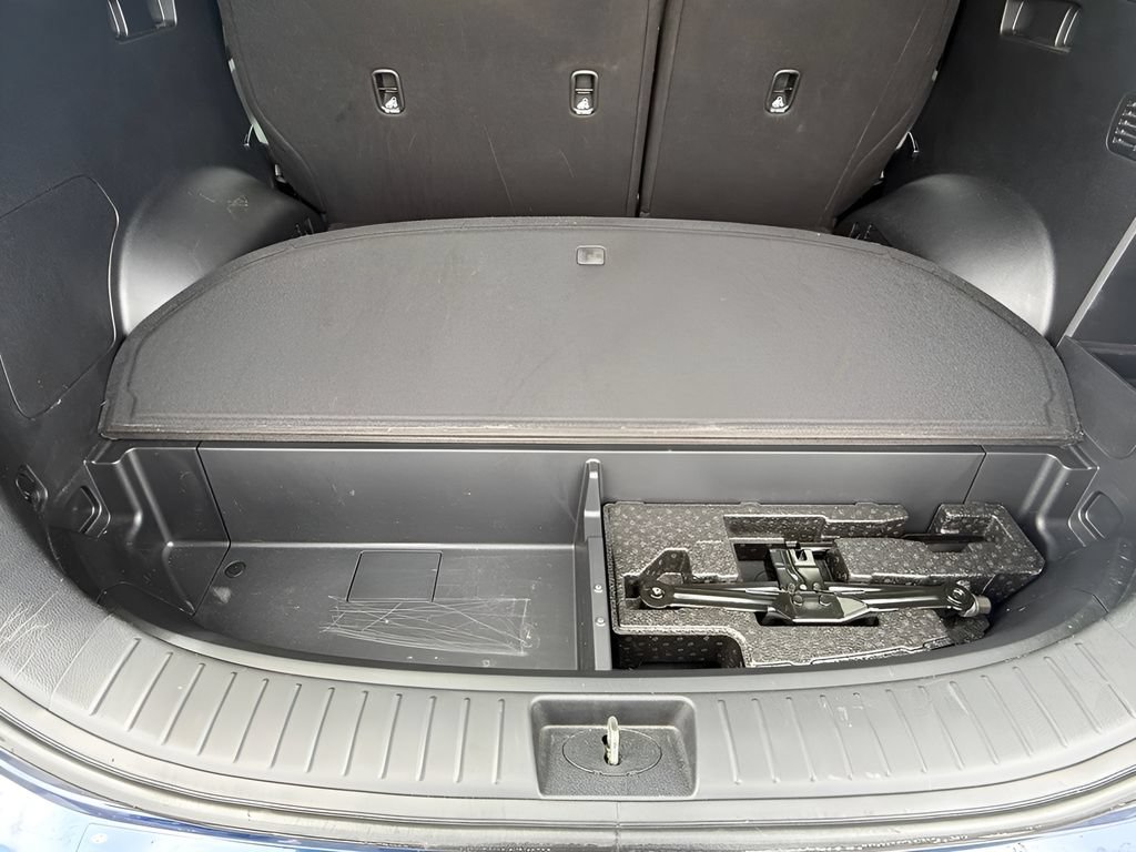 Used 2021 Hyundai Santa Fe SE AWD/4WD image 12