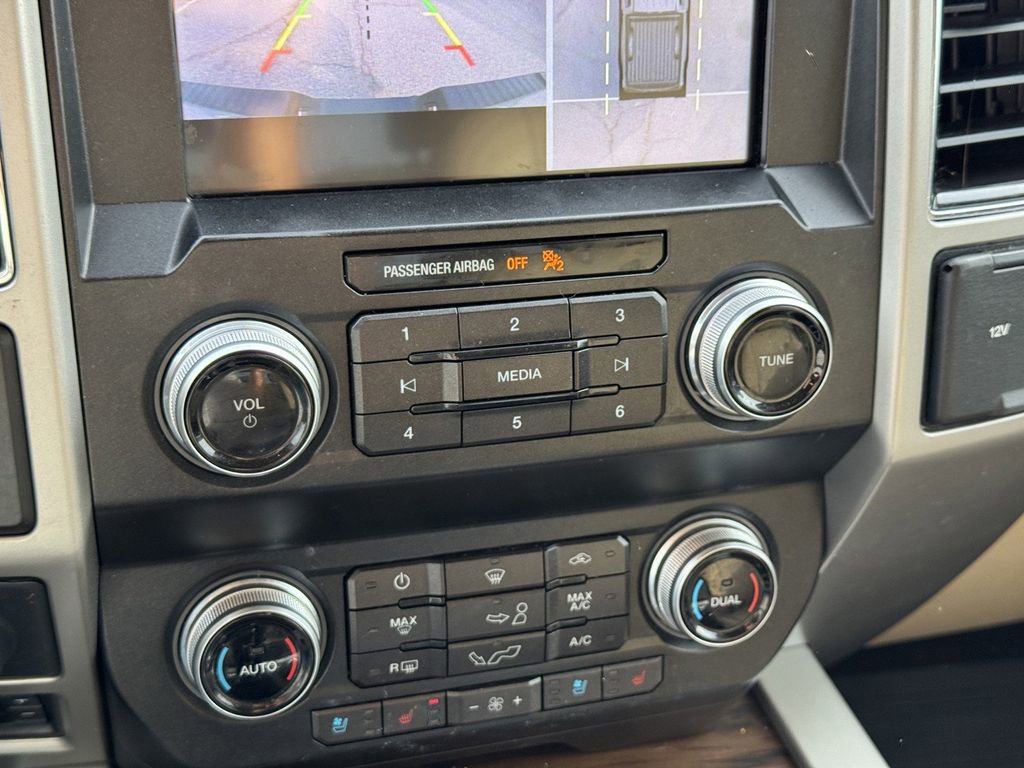 Certified 2019 Ford F150 Lariat w/ Equipment Group 502A Luxury image 21