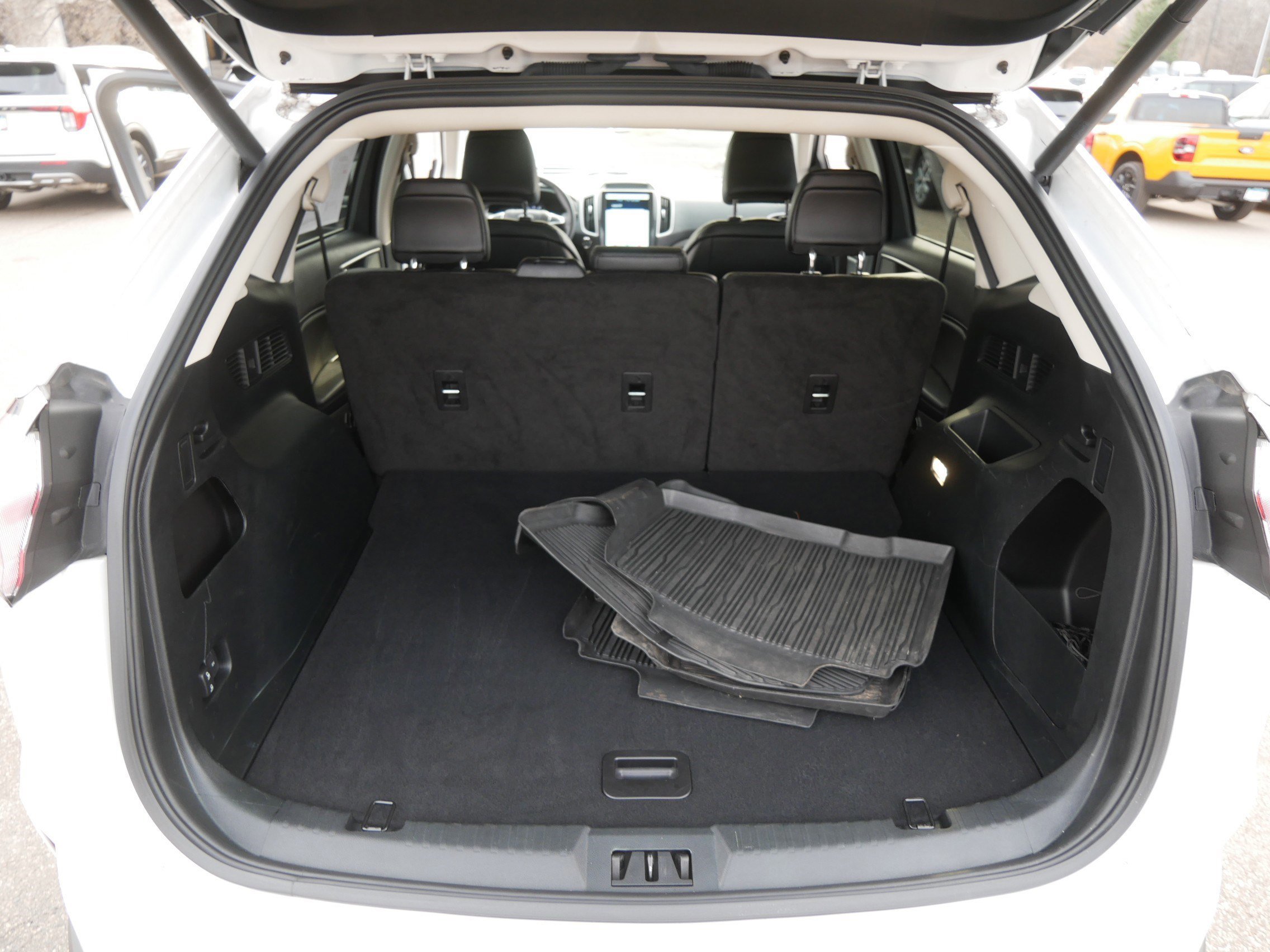 Certified 2023 Ford Edge SEL w/ Convenience Package image 18