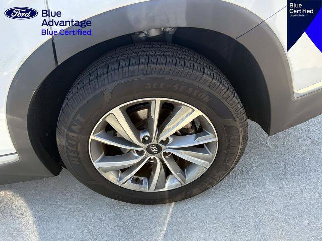 Used 2019 Hyundai Santa Fe SEL FWD image 11