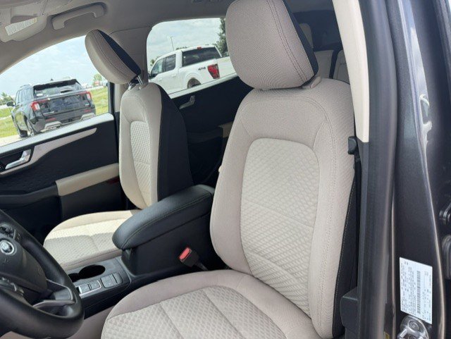 Certified 2020 Ford Escape SE AWD/4WD image 12