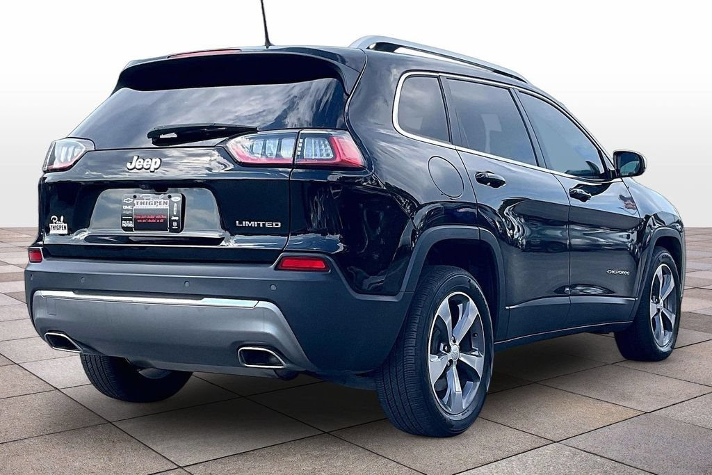 Used 2019 Jeep Cherokee Limited w/ Luxury Group FWD image 13