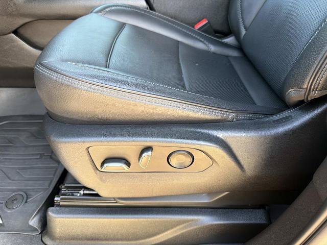 Used 2023 GMC Yukon XL Denali RWD image 21