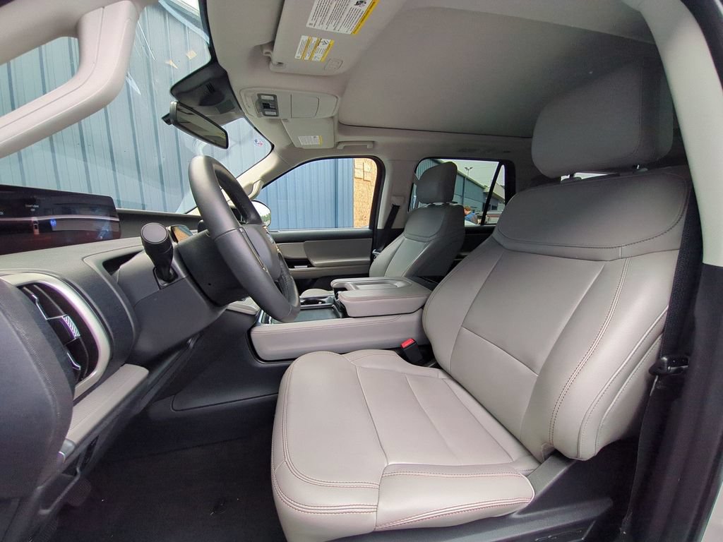 Certified 2025 Ford Expedition Max Active RWD image 25