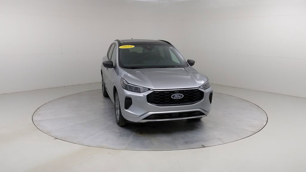 Certified 2023 Ford Escape ST-Line w/ Tech Pack #1 image 10
