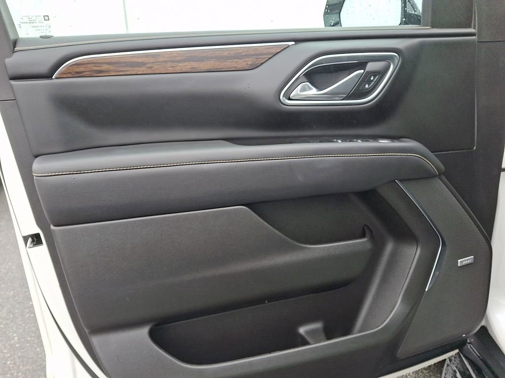 Used 2023 Chevrolet Tahoe Premier w/ Advanced Technology Package image 14