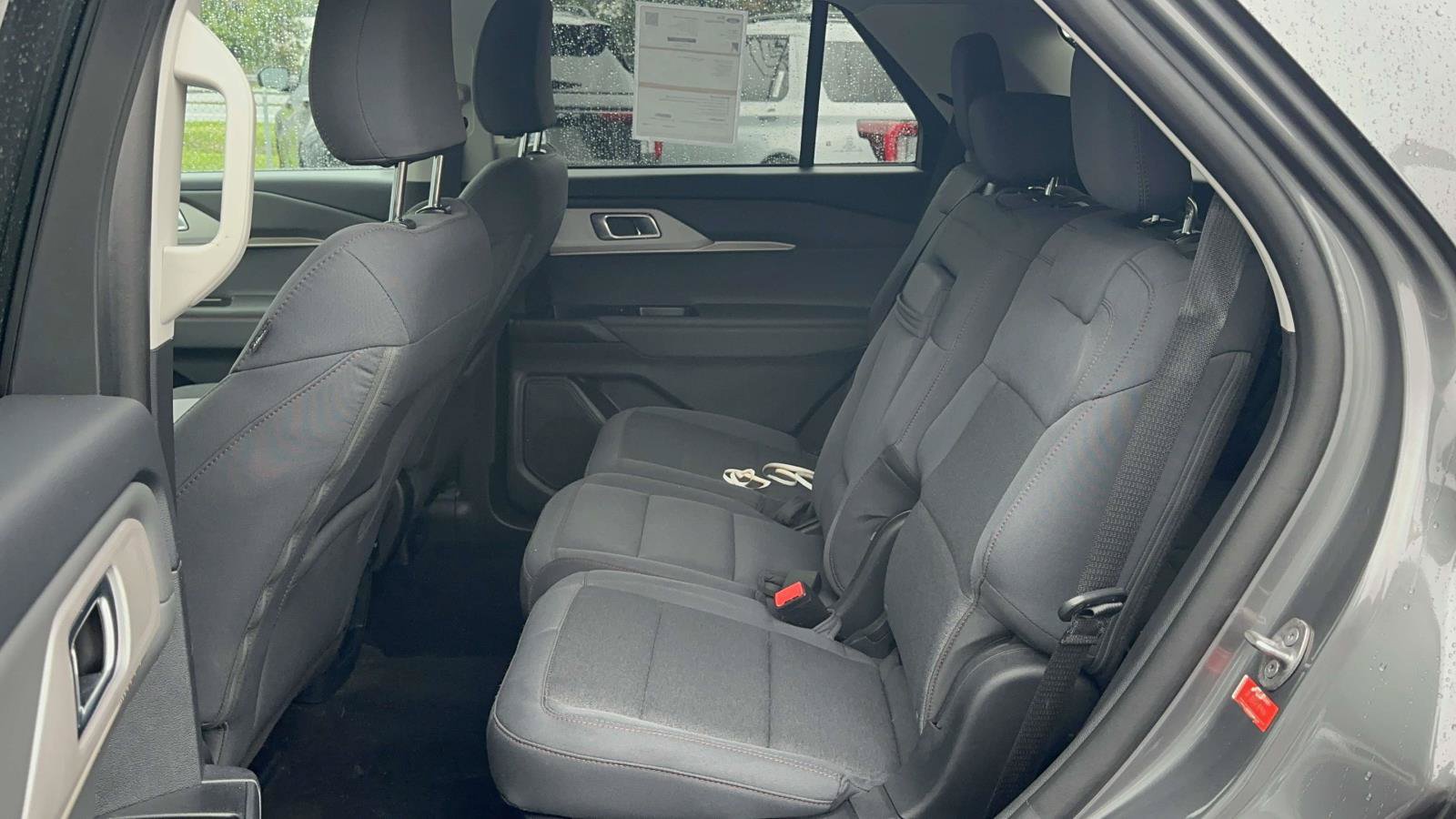 Certified 2025 Ford Explorer Active AWD/4WD image 15