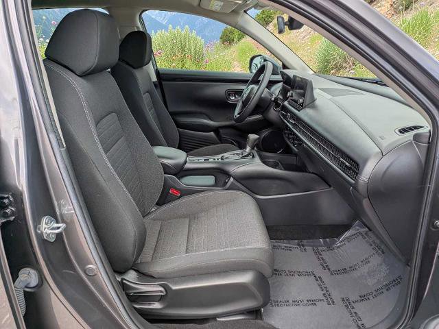 Used 2023 Honda HR-V LX image 17