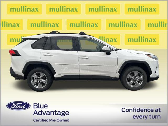 Used 2025 Toyota RAV4 XLE w/ Convenience Package image 2