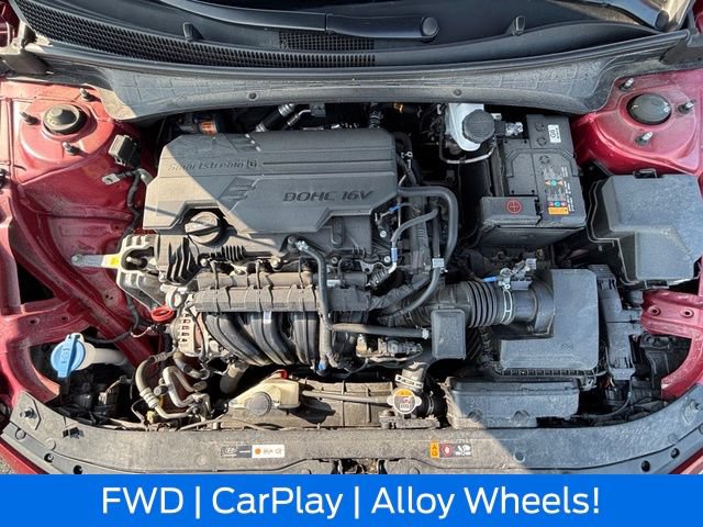 Used 2024 Hyundai Elantra Limited FWD image 2