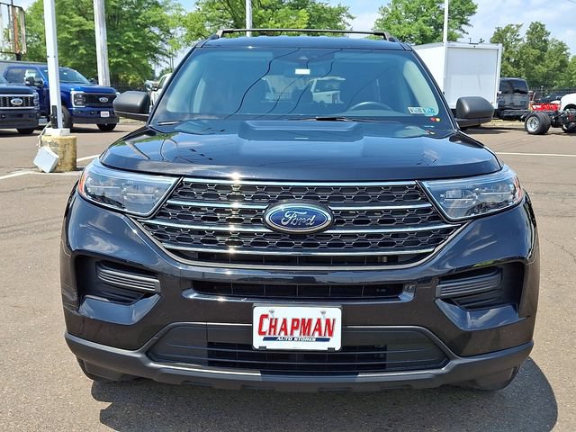 Certified 2023 Ford Explorer XLT AWD/4WD image 2