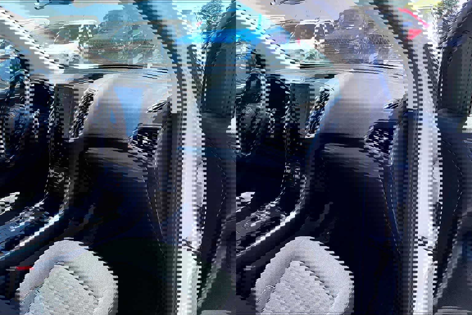 Certified 2021 Ford Edge SE FWD image 23